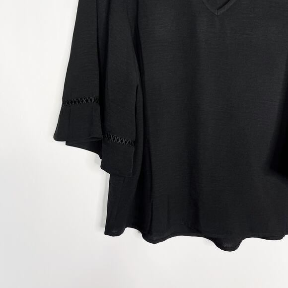 New Gilli Large Black 3/4 Bell Sleeve VNeck Blouse Top Ruffle Inset Trim Detail - Picture 5 of 8
